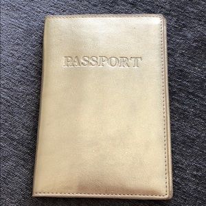 NWT Neiman-Marcus Passport Cover Gold Leather